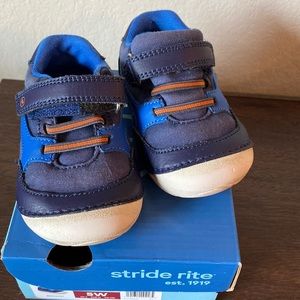 Stride Rite Baby Shoes in Navy Size 5W